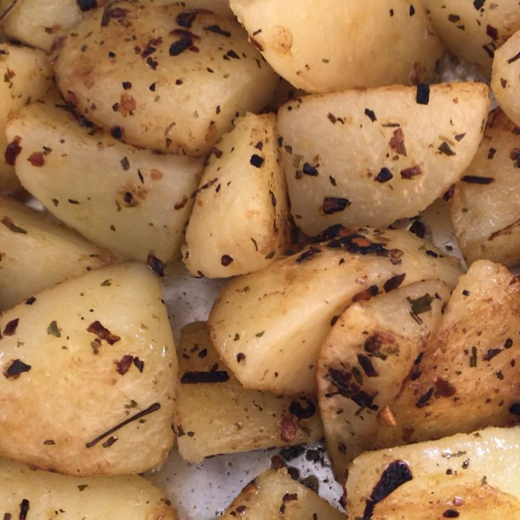 Batatas coradas com chimichurri