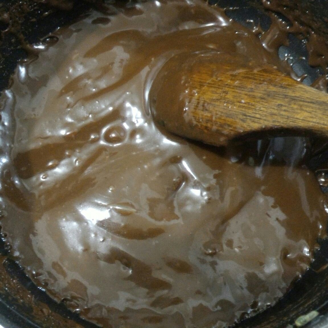 Chocolate de calda dura sem leite condensado