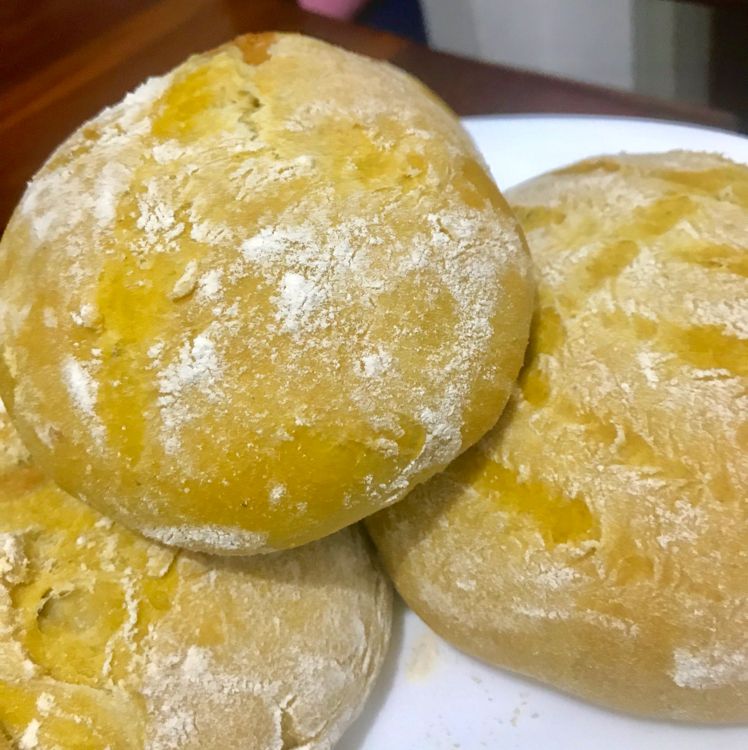 Pão de cenoura e Queijo