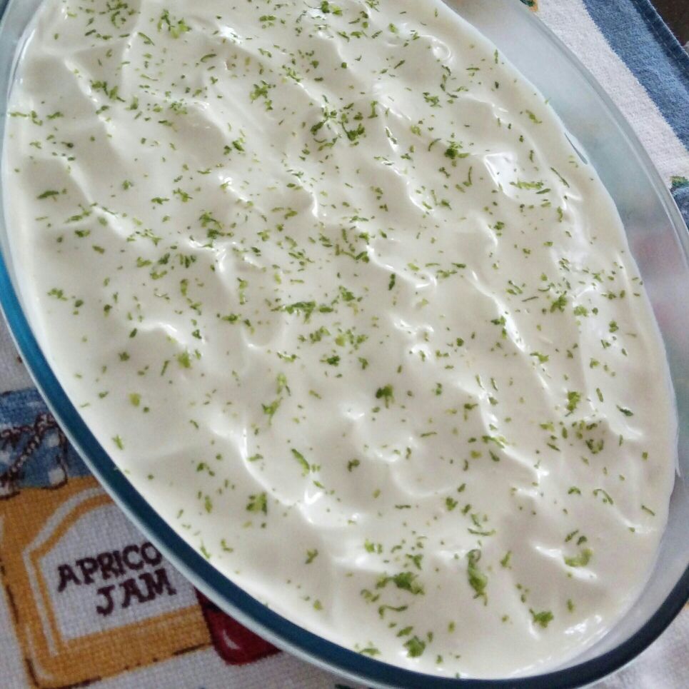 Pavê de Limão com chantilly